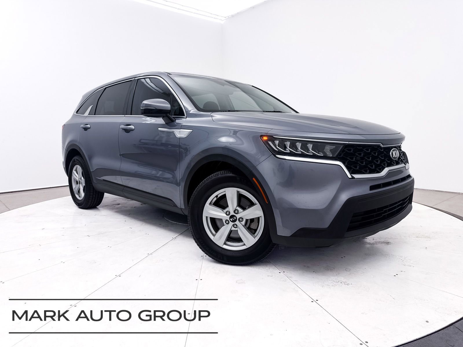 Used 2021 Kia Sorento LX