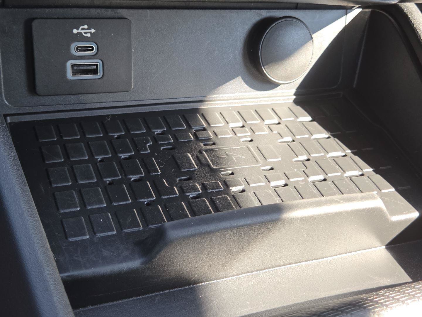 Used 2024 Ford Mustang Premium RWD image 8