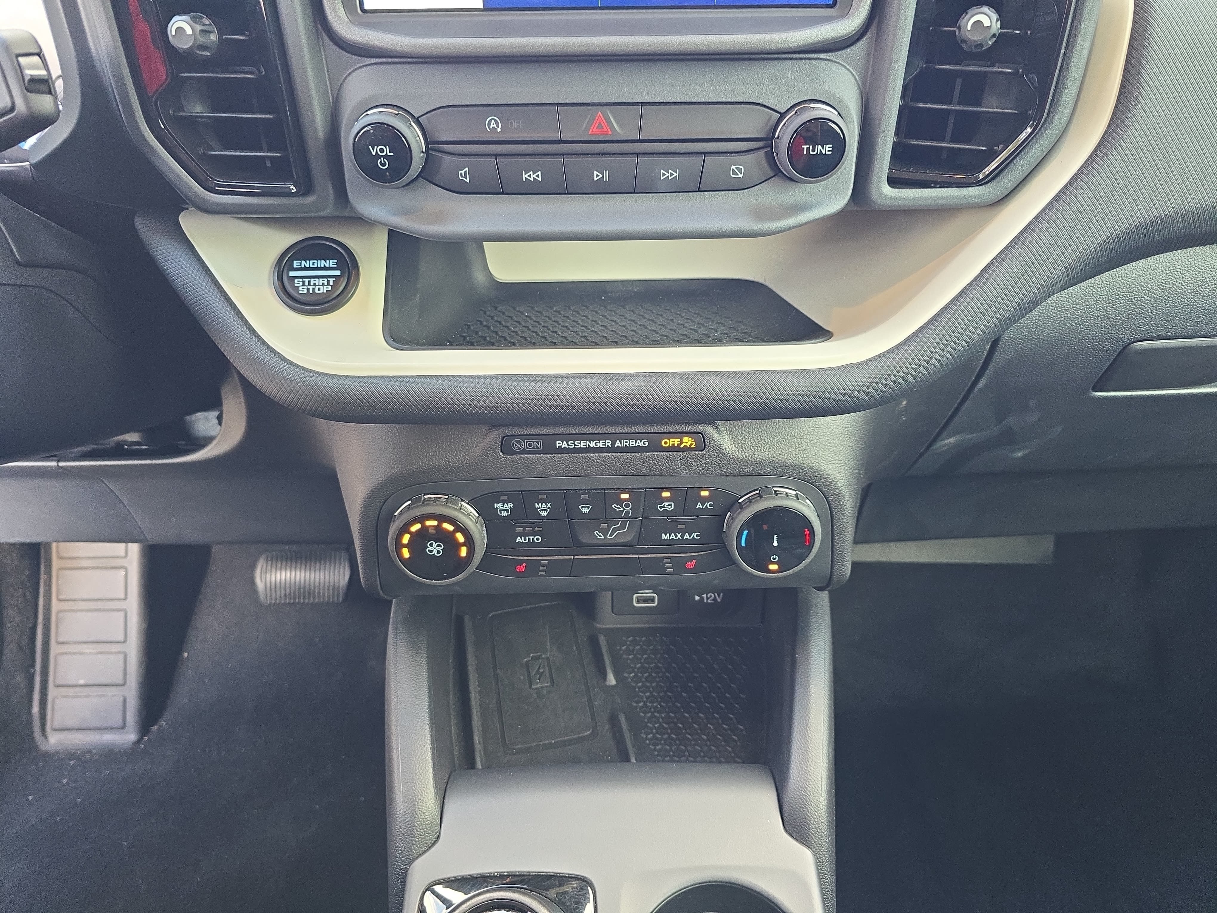 Used 2024 Ford Bronco Sport Heritage w/ Heritage Convenience Package AWD/4WD image 24