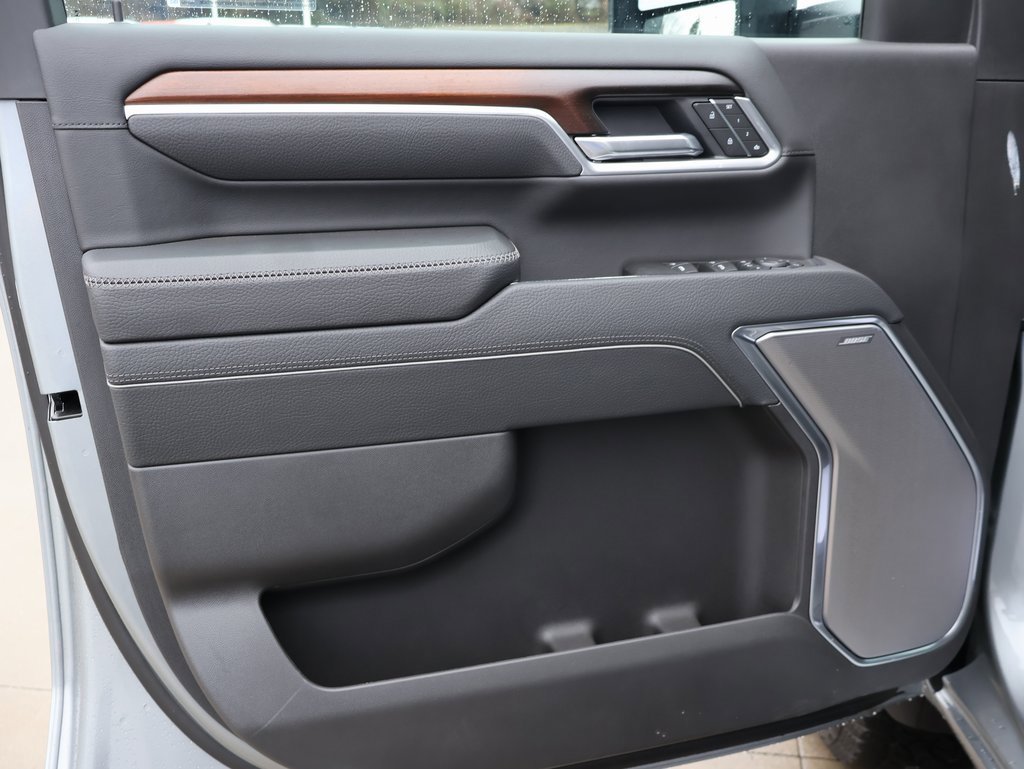 New 2025 GMC Sierra 2500 Denali w/ Denali Reserve Package image 12