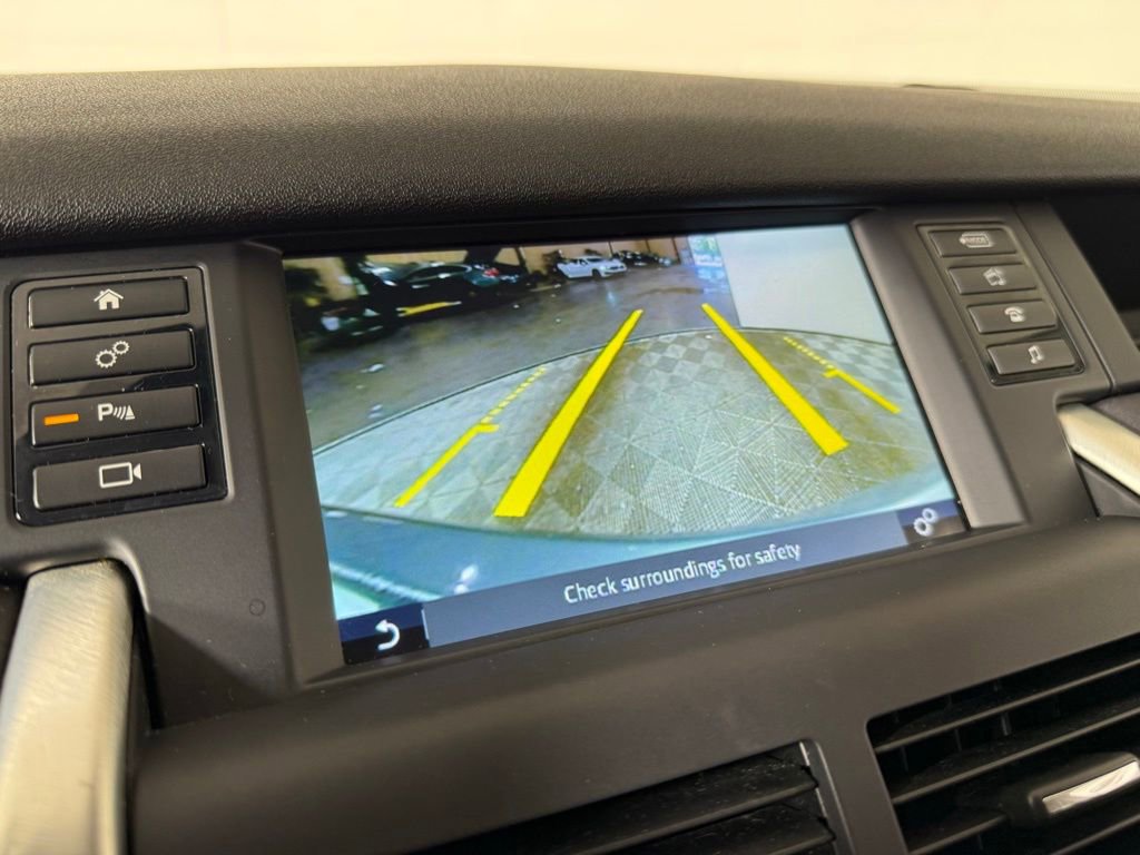 Used 2017 Land Rover Discovery Sport SE AWD/4WD image 20