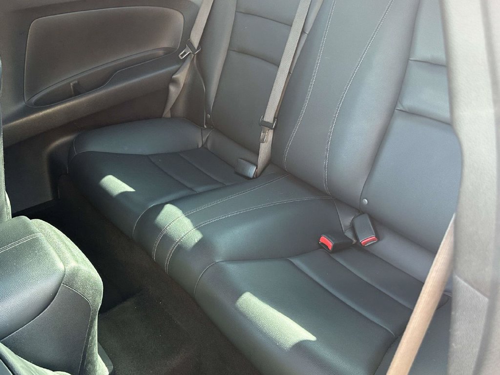 Used 2017 Honda Accord EX-L image 10