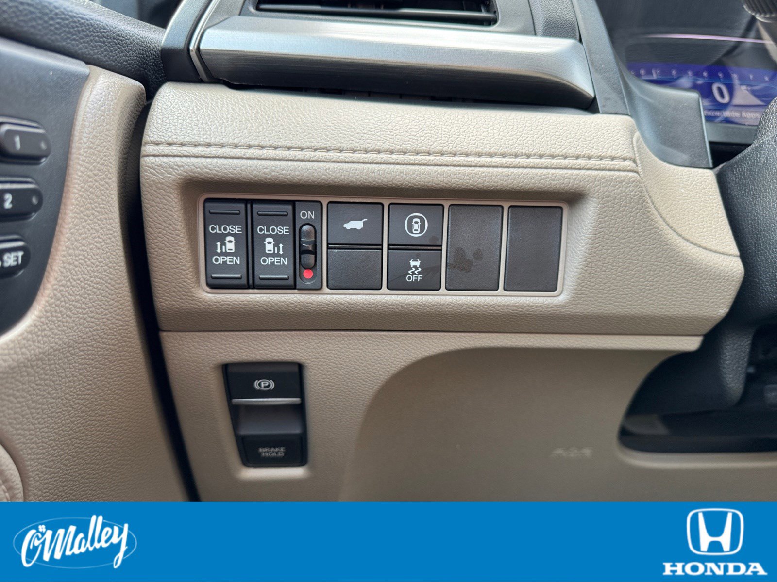 Certified 2024 Honda Odyssey EX-L image 18