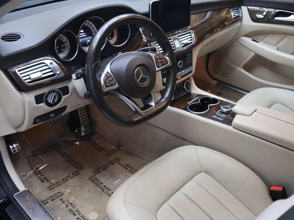 Used 2015 Mercedes-Benz CLS 550 4MATIC w/ Premium Package image 17
