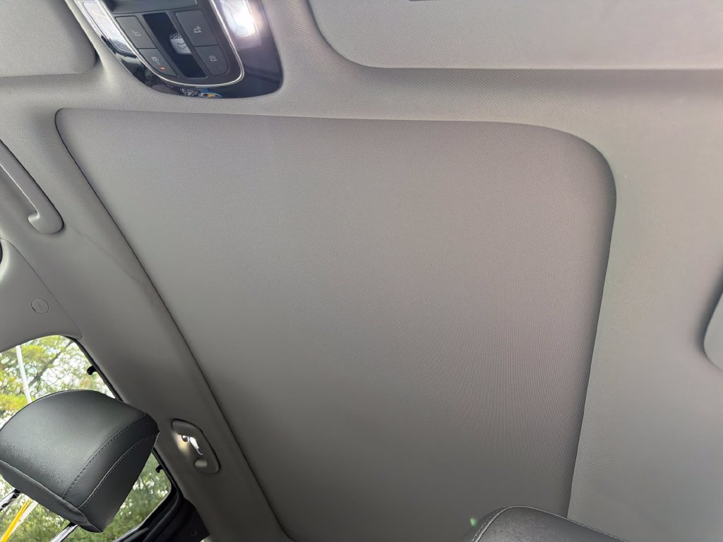 Used 2022 Hyundai Santa Fe SEL w/ Convenience + Premium Package FWD image 23