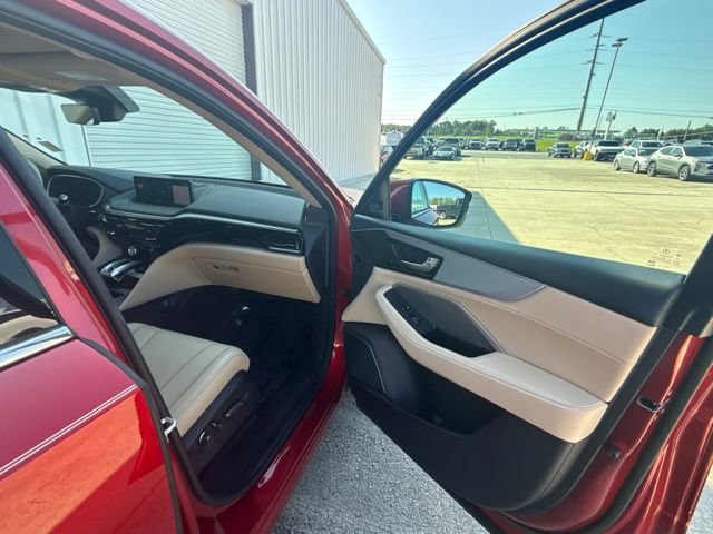 Used 2023 Acura MDX w/ Technology Package AWD/4WD image 20