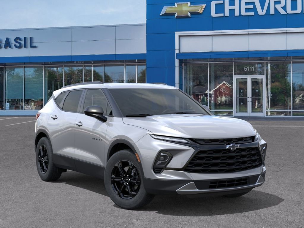 New 2026 Chevrolet Blazer LT w/ Midnight/Sport Edition AWD/4WD image 7