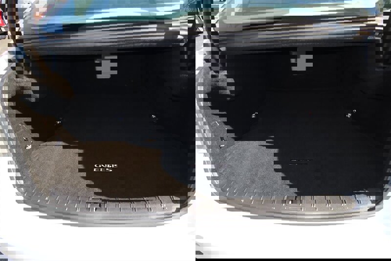 Used 2015 Hyundai Genesis 3.8 w/ Option Group 04 image 17