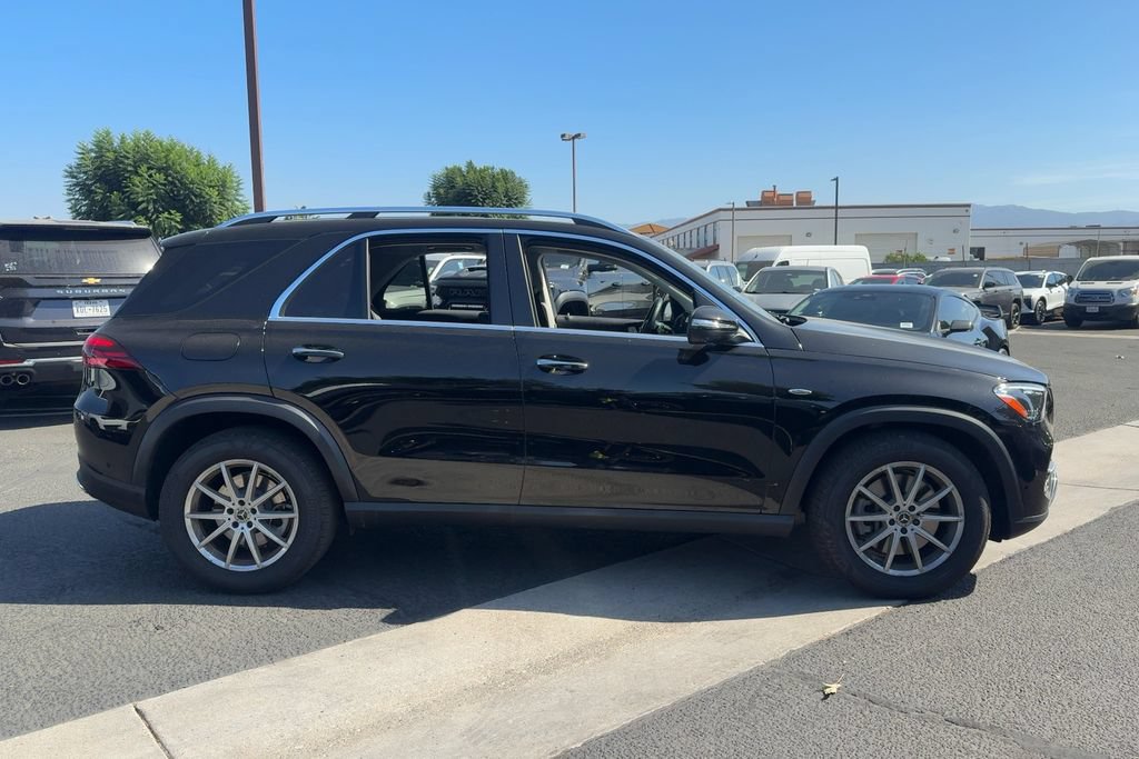 Used 2025 Mercedes-Benz GLE 450e 4MATIC image 4