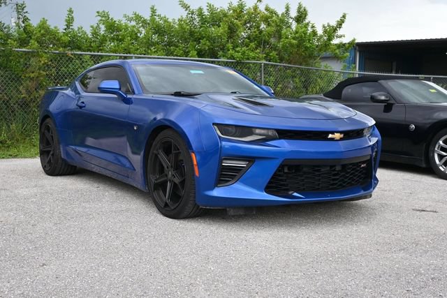 Used 2016 Chevrolet Camaro SS RWD image 1