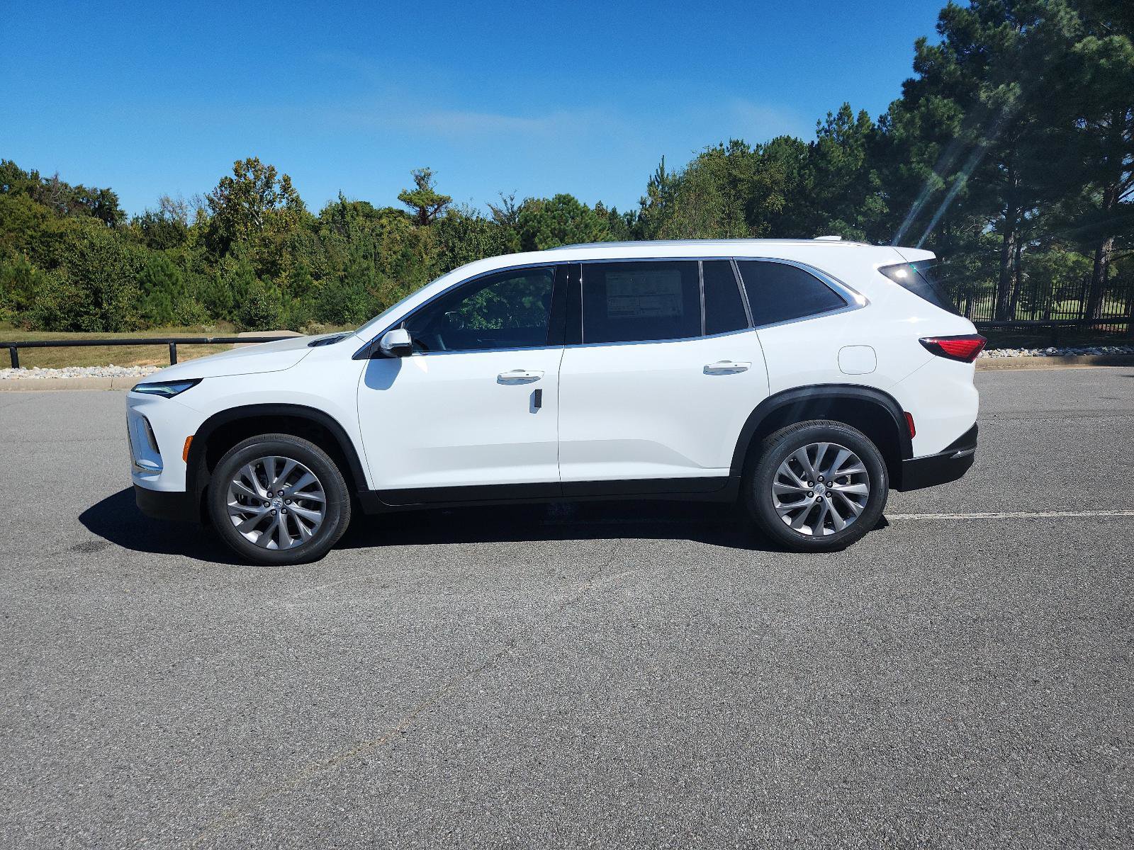 New 2026 Buick Enclave Preferred w/ Power Package image 2