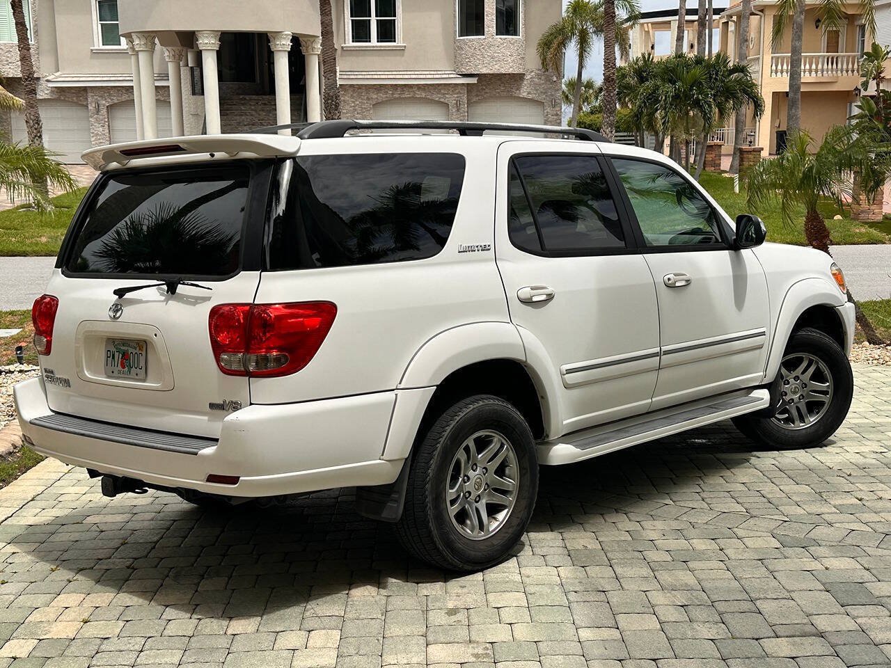 Used 2007 Toyota Sequoia Limited RWD image 8