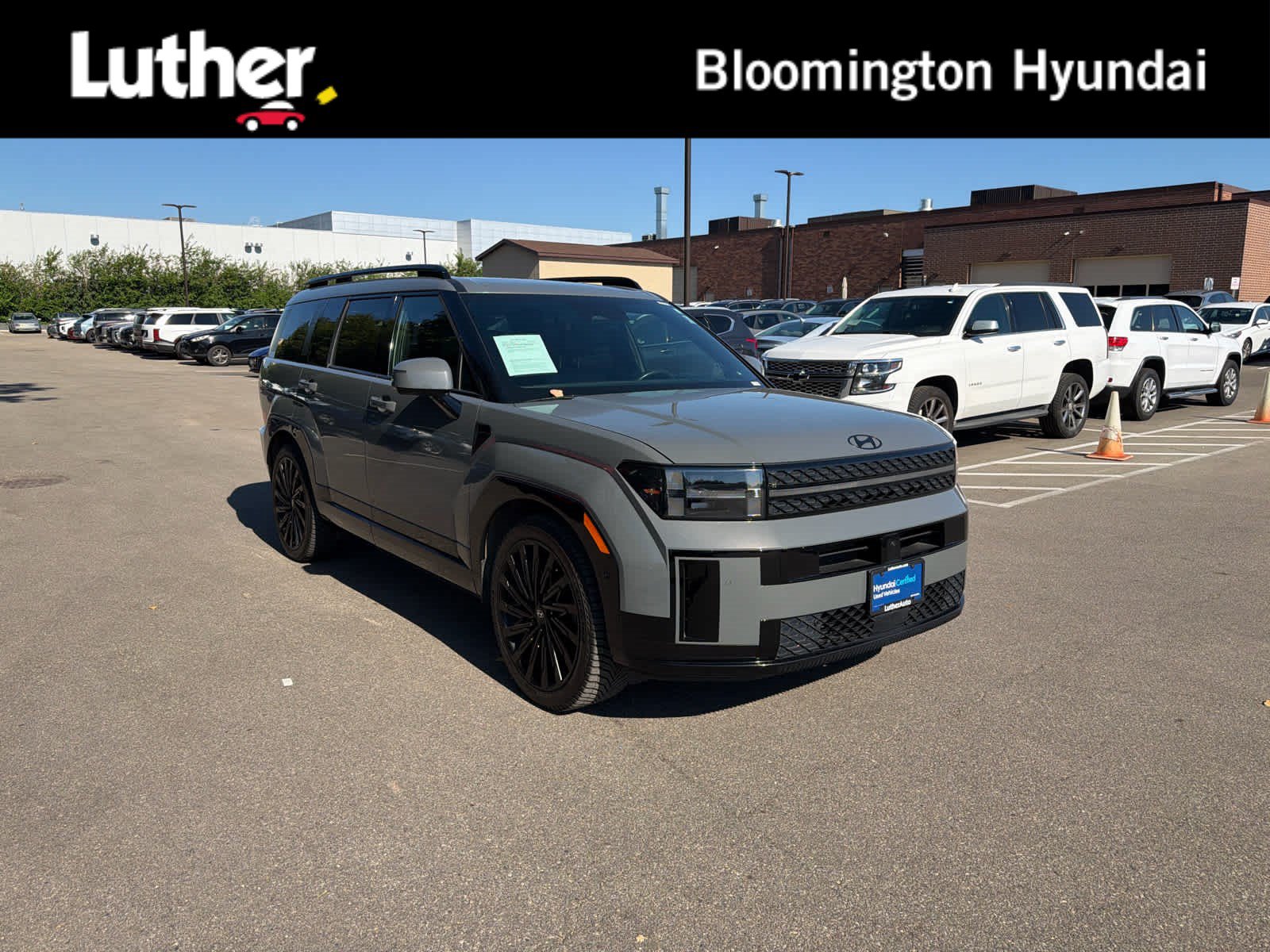 Used 2025 Hyundai Santa Fe Calligraphy AWD/4WD image 1