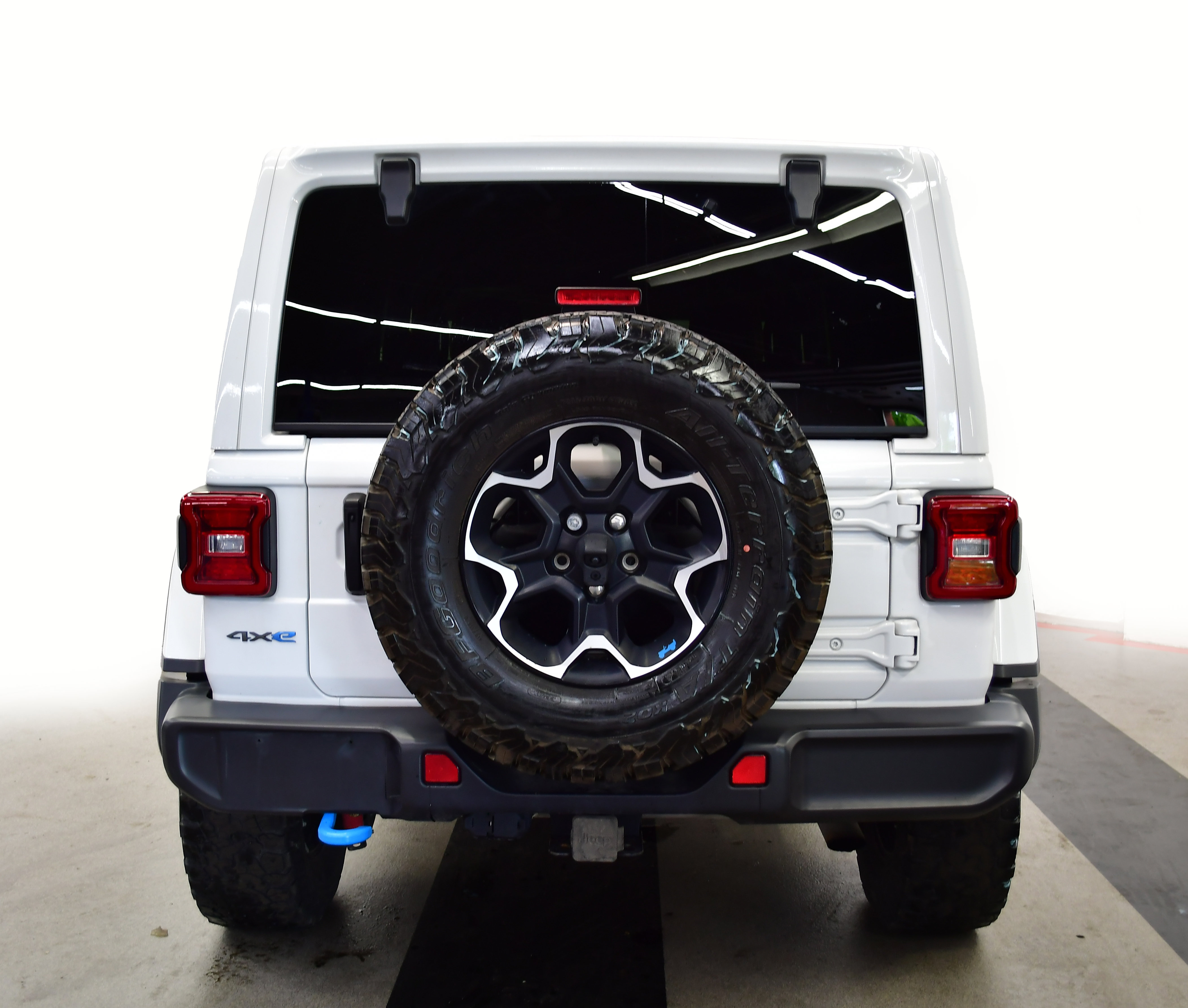 Used 2023 Jeep Wrangler Unlimited Rubicon 4xe w/ Cold Weather Group AWD/4WD image 6