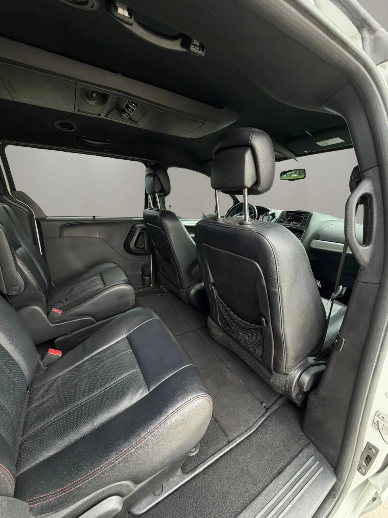Used 2017 Dodge Grand Caravan GT FWD image 15