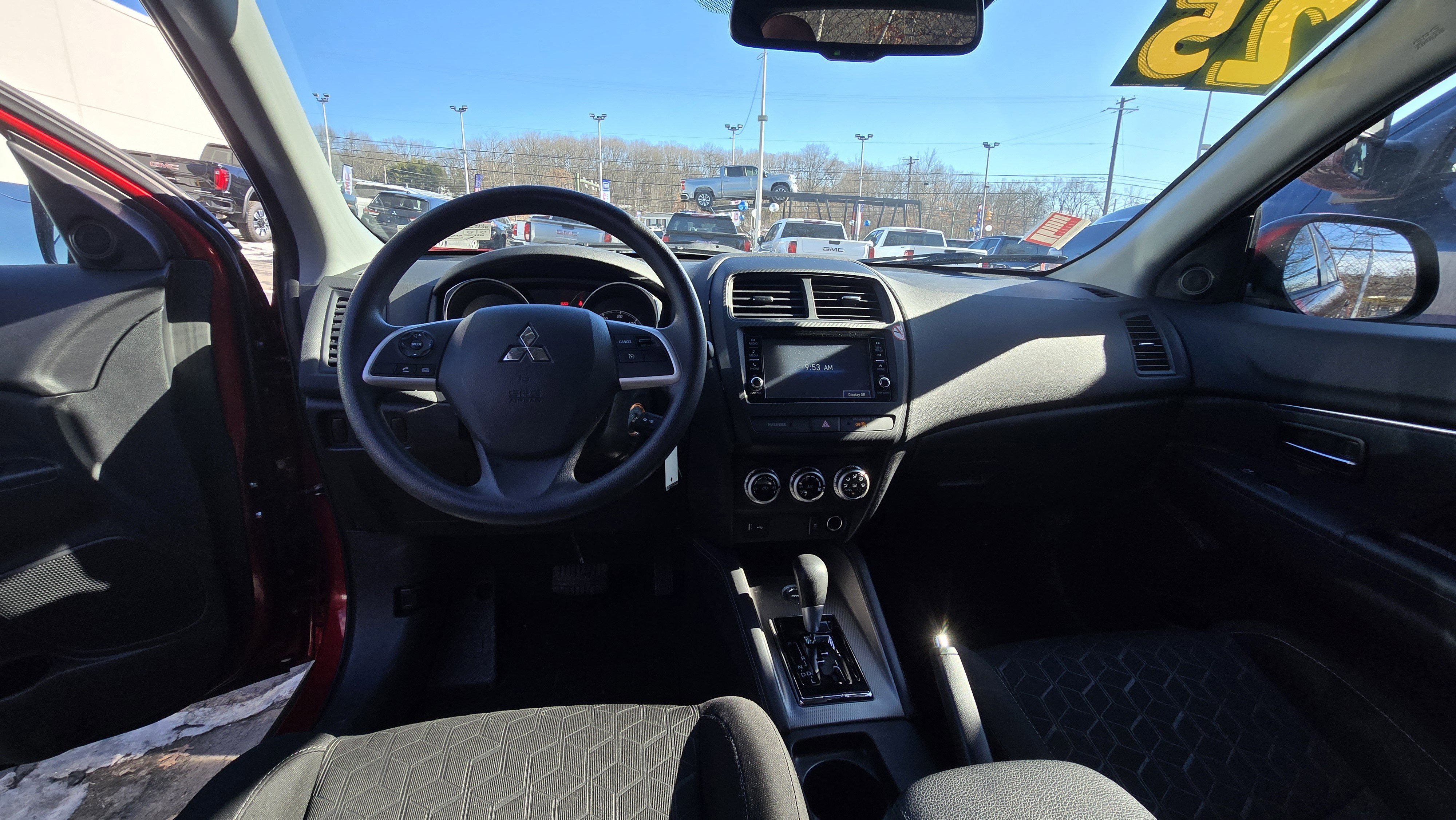 Used 2025 Mitsubishi Outlander Sport ES image 17