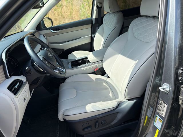 Used 2022 Hyundai Palisade Limited w/ Winter Package image 9