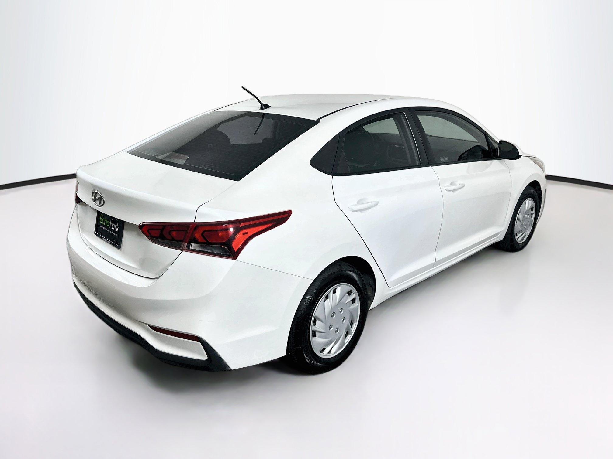 Used 2018 Hyundai Accent SE FWD image 9