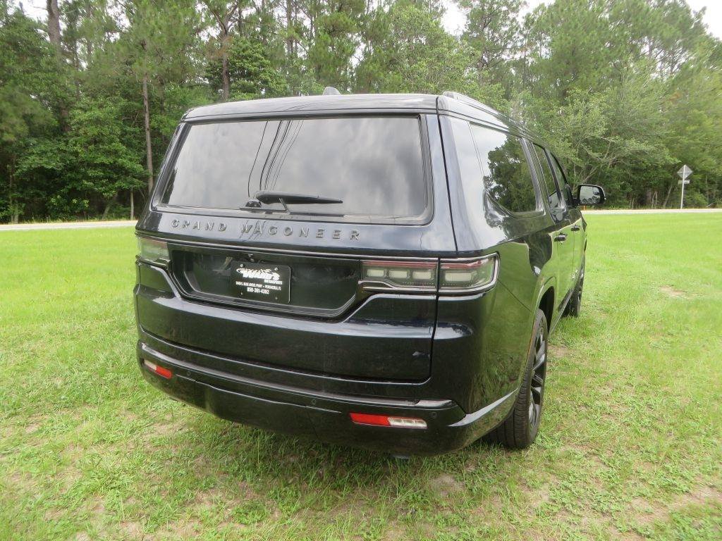 Used 2024 Jeep Grand Wagoneer L Series II w/ Quick Order Packagew 28T AWD/4WD image 6