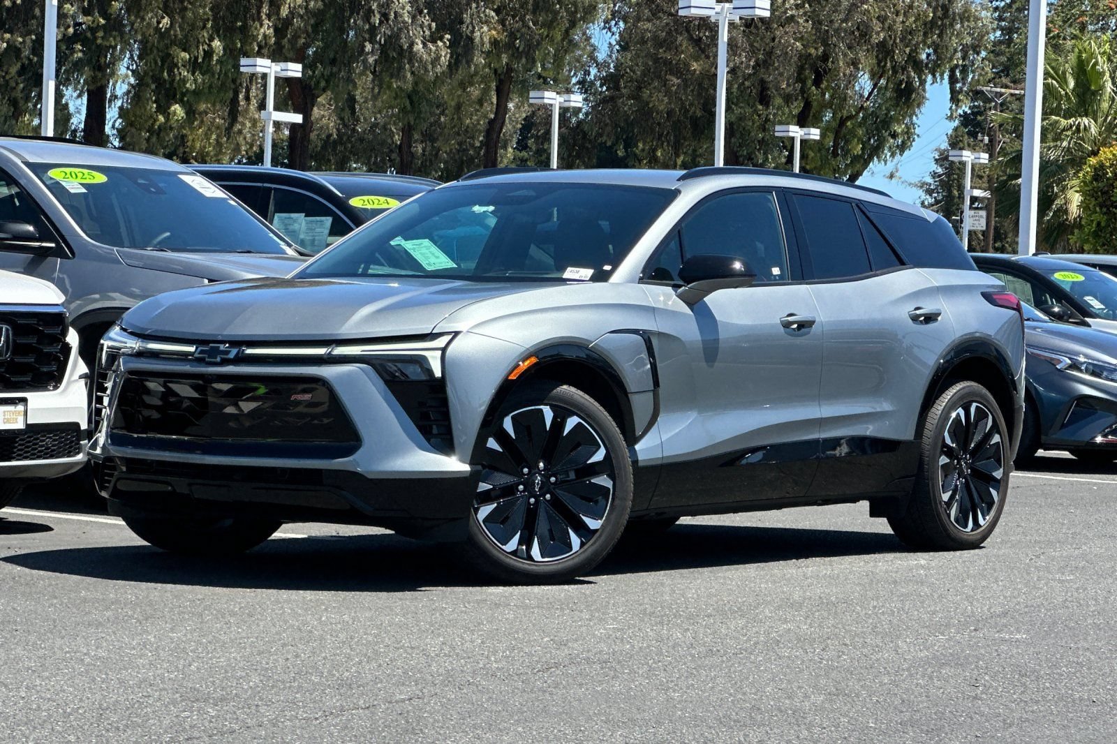 Used 2024 Chevrolet Blazer EV RS AWD/4WD image 9