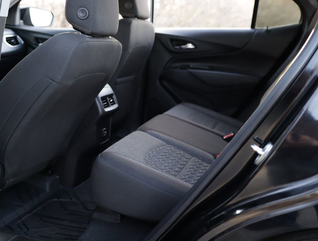 Used 2024 Chevrolet Equinox LT w/ LPO, Floor Liner Package image 23