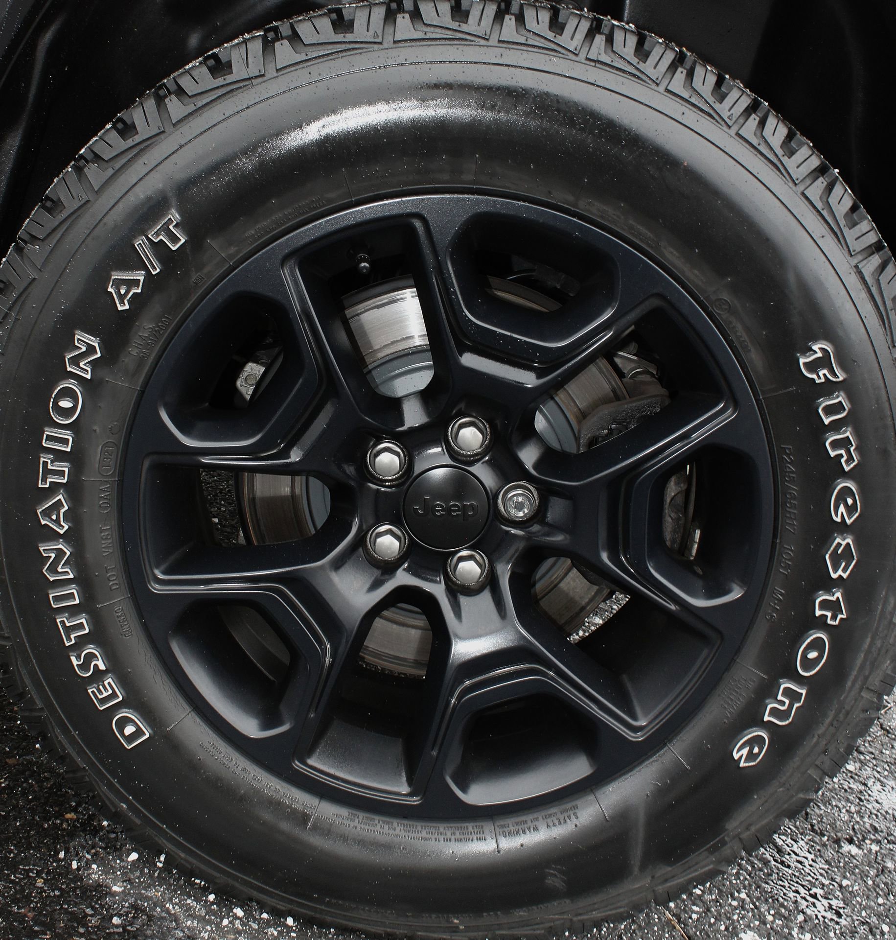 Used 2021 Jeep Cherokee Trailhawk w/ Technology Group image 11