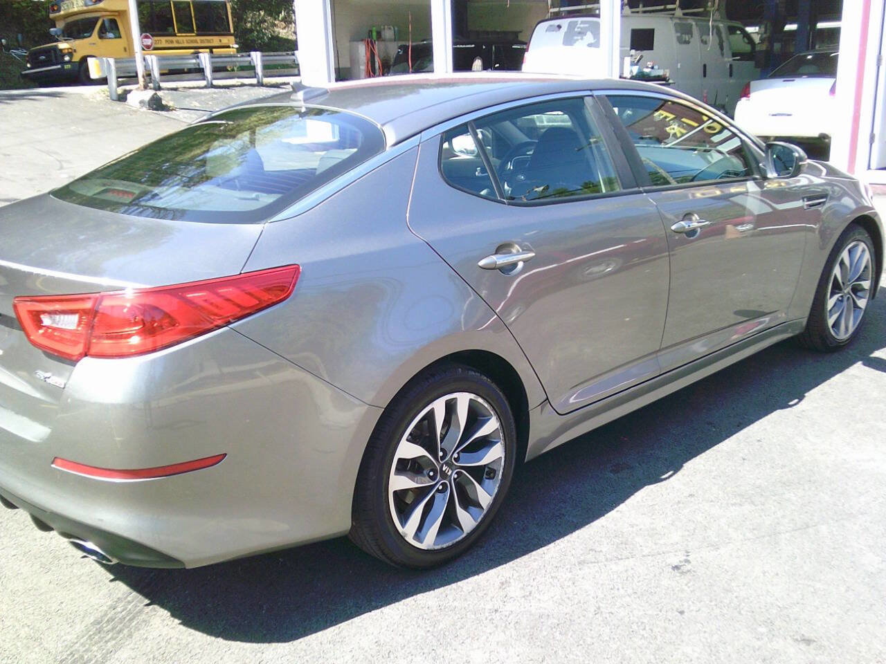 Used 2015 Kia Optima SX image 4