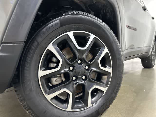Used 2021 Jeep Compass Trailhawk w/ Sun and Sound Group image 29