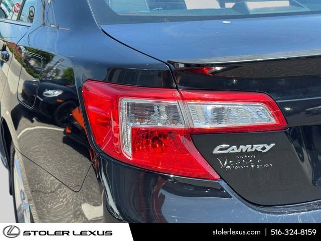 Used 2014 Toyota Camry SE FWD image 11