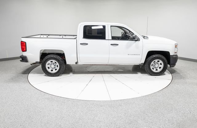 Used 2018 Chevrolet Silverado 1500 W/T AWD/4WD image 28
