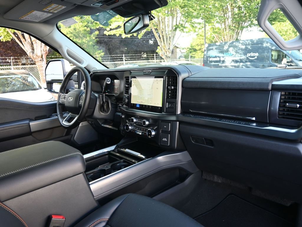 New 2025 Ford F350 Lariat w/ Lariat Ultimate Package image 33