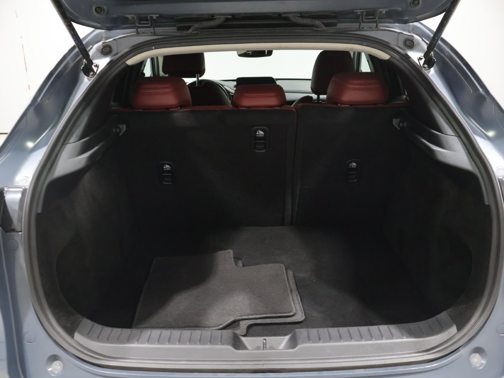 Used 2025 MAZDA CX-30 AWD 2.5 S w/ Preferred Package image 4