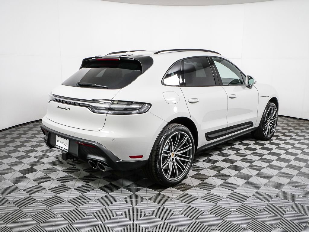 New 2026 Porsche Macan GTS image 31