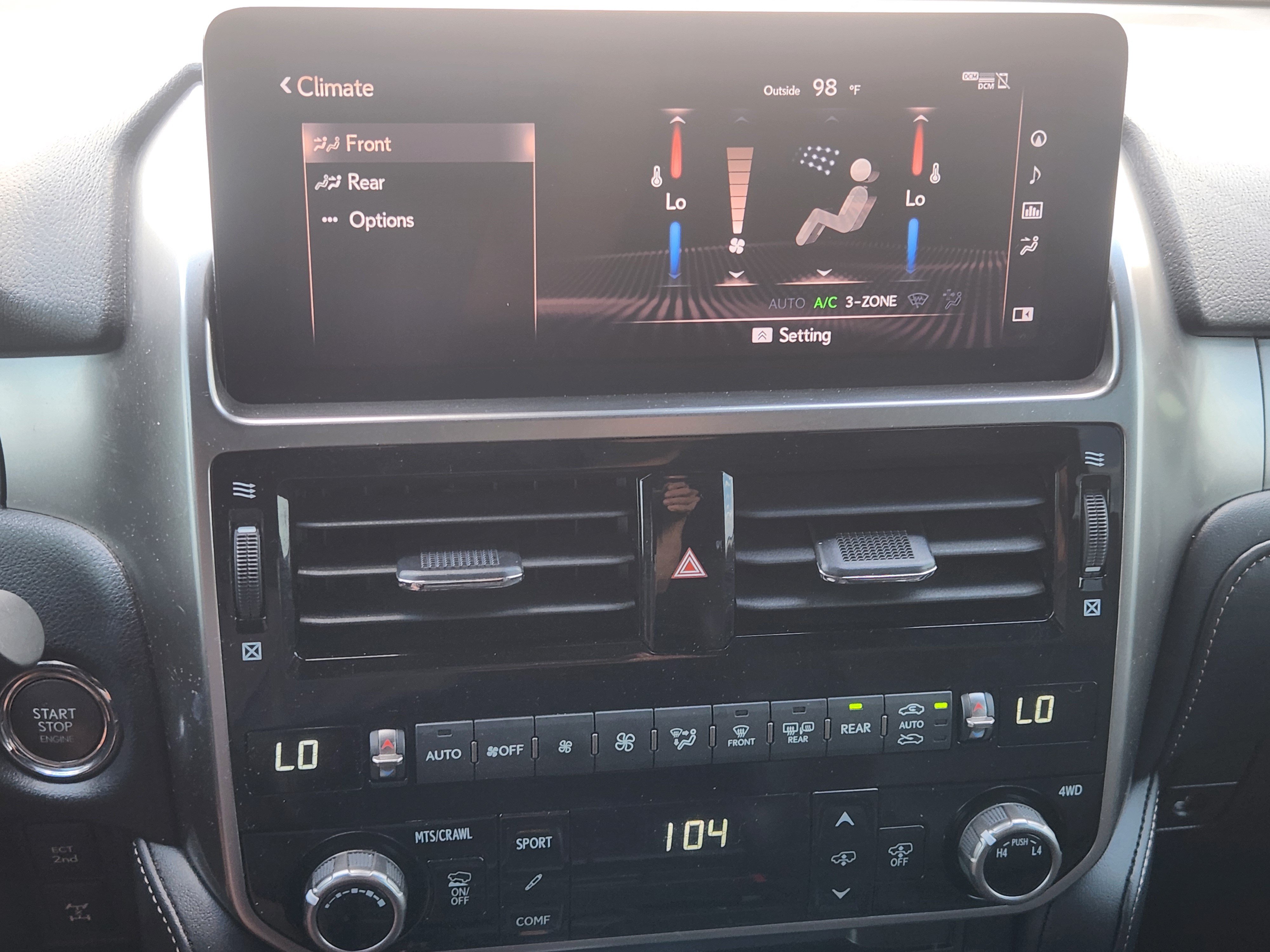 Used 2023 Lexus GX 460 Luxury w/ Sport Design Package AWD/4WD image 20