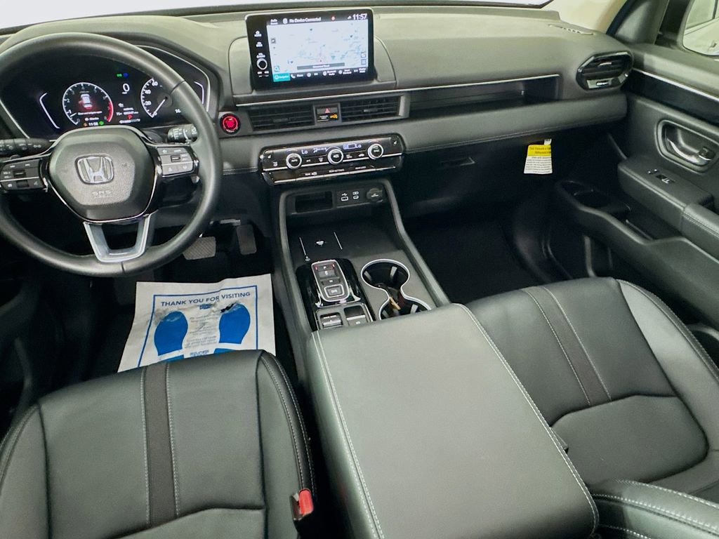 Used 2025 Honda Pilot Touring image 30