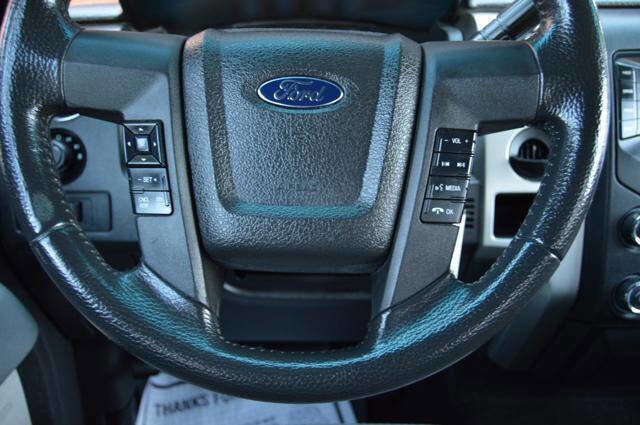 Used 2013 Ford F150 XLT w/ Mid Equipment Group image 19