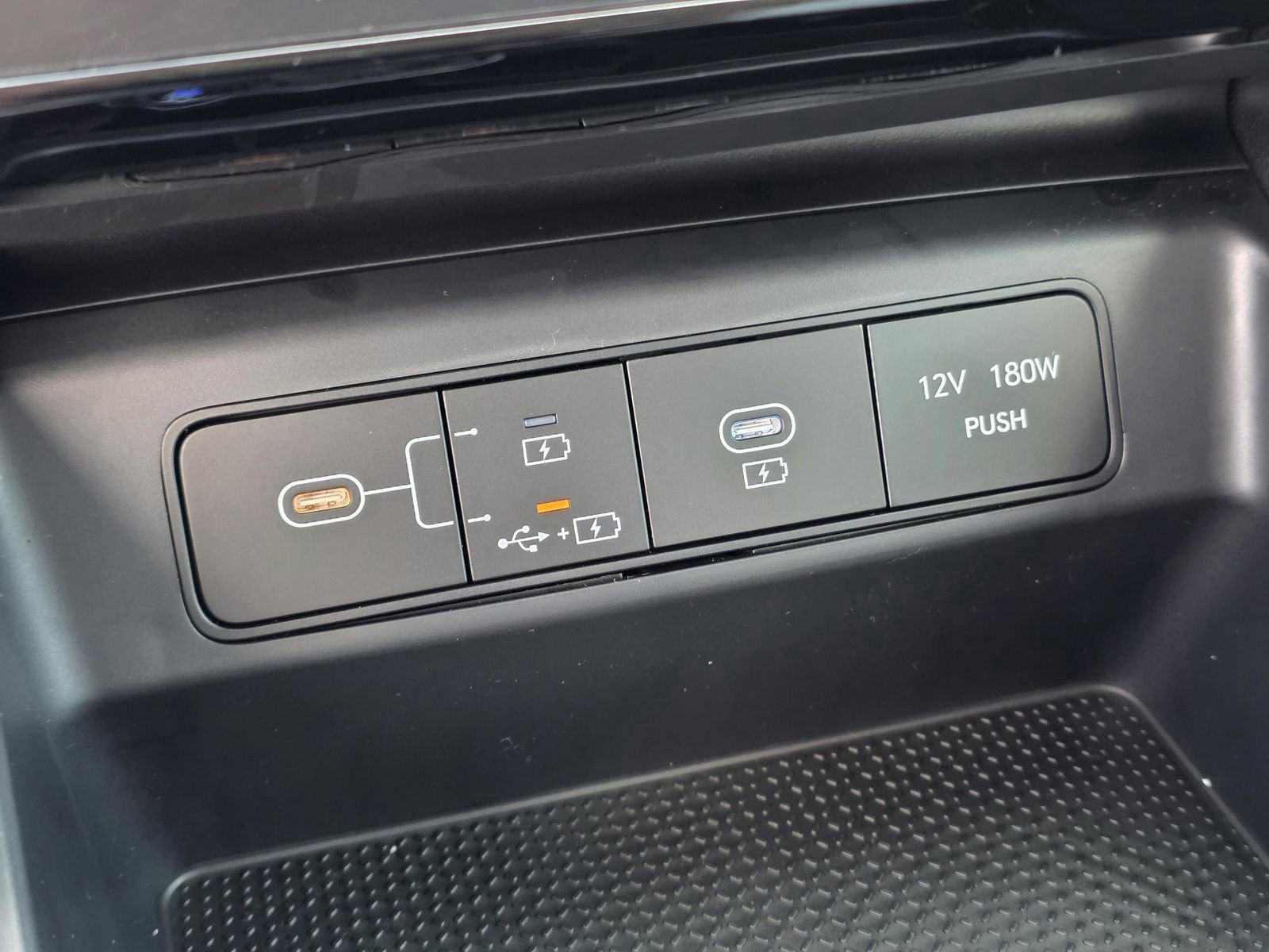 New 2026 Hyundai Tucson SEL image 17