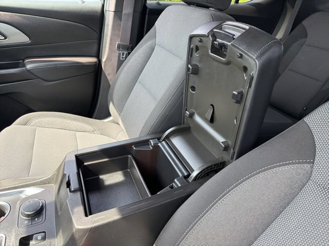 Used 2023 Chevrolet Traverse LT w/ LPO, Floor Liner Package AWD/4WD image 22