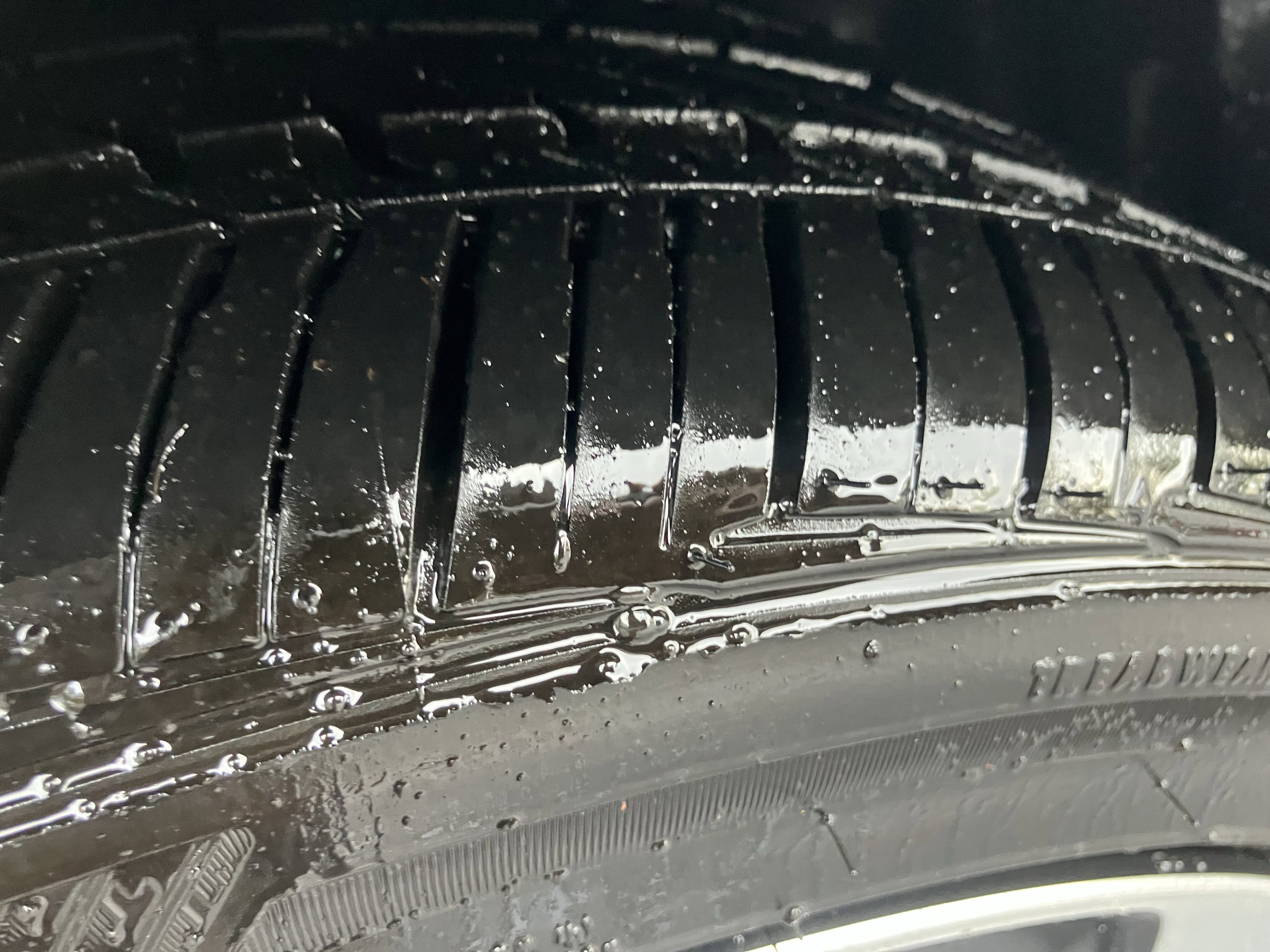 Used 2025 Acura TLX w/ Technology Package image 12