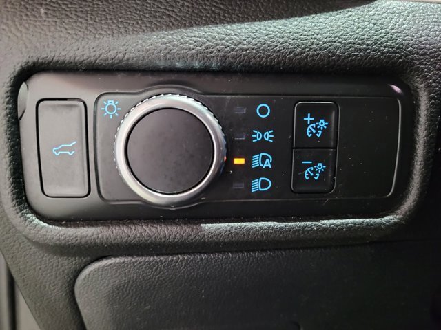 Used 2021 Ford Explorer XLT image 47