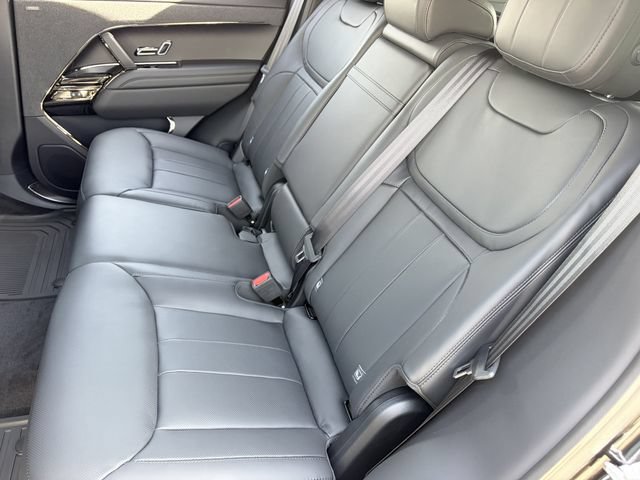 New 2026 Land Rover Range Rover Sport Dynamic SE AWD/4WD image 16