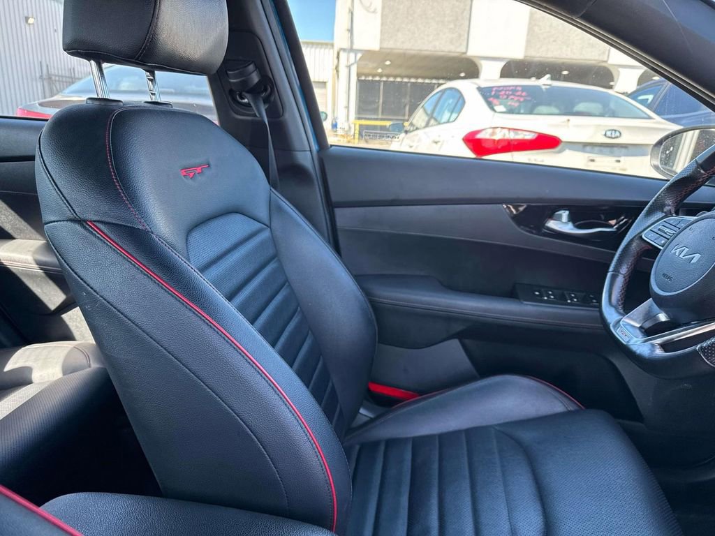 Certified 2023 Kia Forte GT w/ GT2 Package image 16