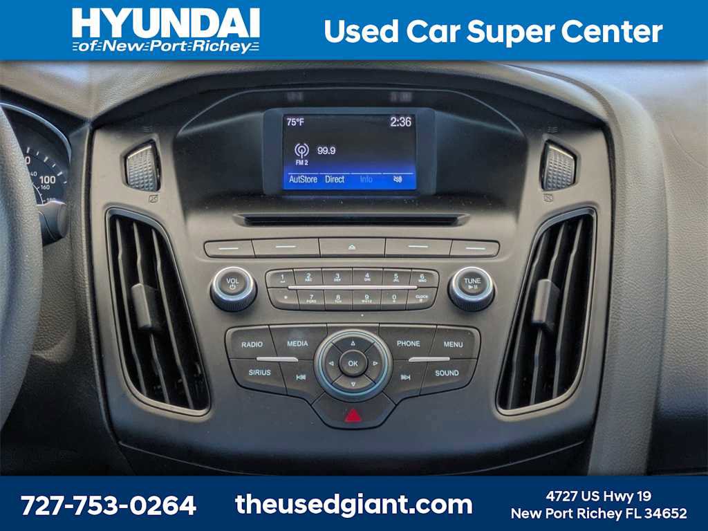 Used 2016 Ford Focus SE image 16