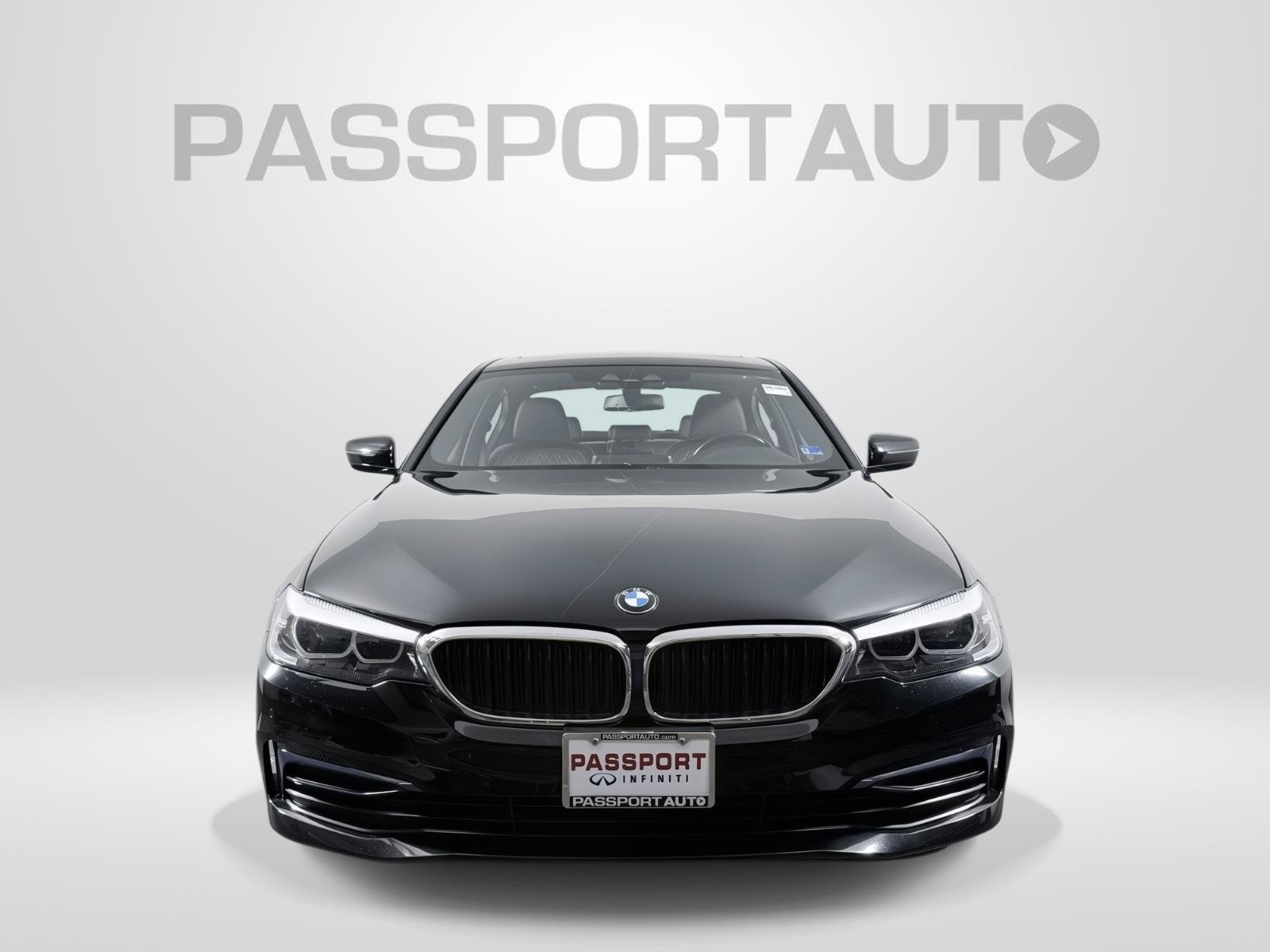 Used 2019 BMW 530i xDrive w/ Convenience Package AWD/4WD image 2