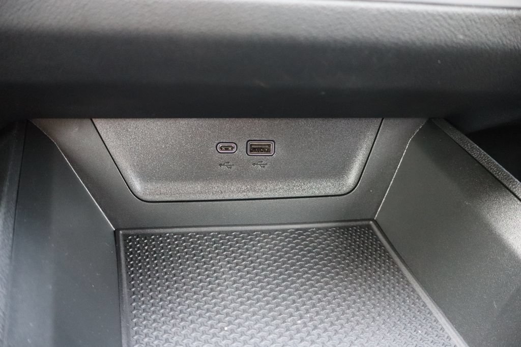 New 2027 Chevrolet Equinox LT FWD image 18