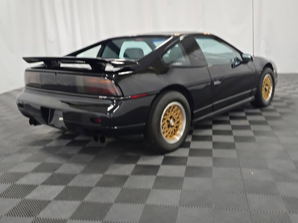 Used 1988 Pontiac Fiero GT image 5