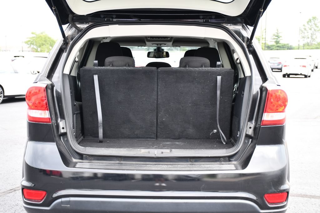 Used 2019 Dodge Journey SE w/ Connectivity Group FWD image 25