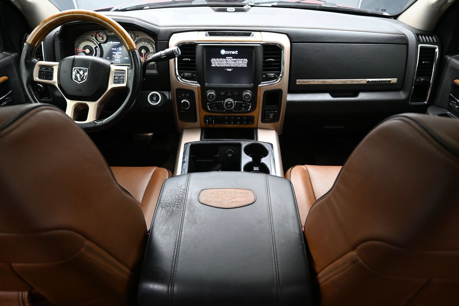 Used 2015 RAM 2500 Longhorn w/ Convenience Group AWD/4WD image 14
