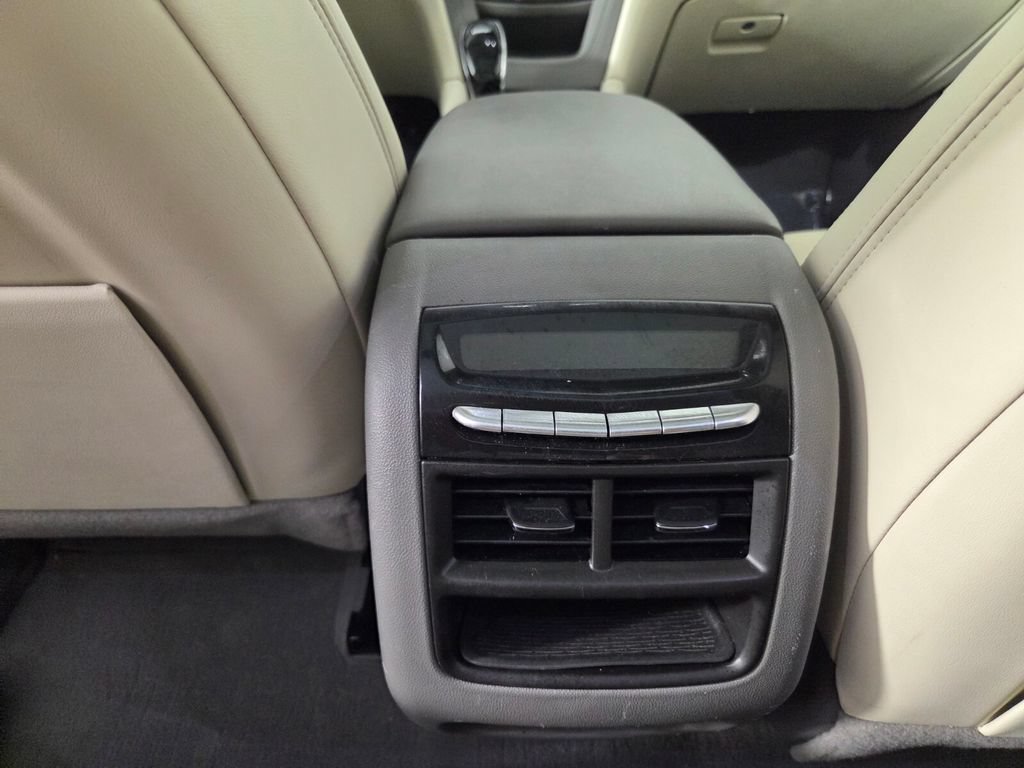 Used 2023 Cadillac XT5 Premium Luxury w/ Technology Package AWD/4WD image 26