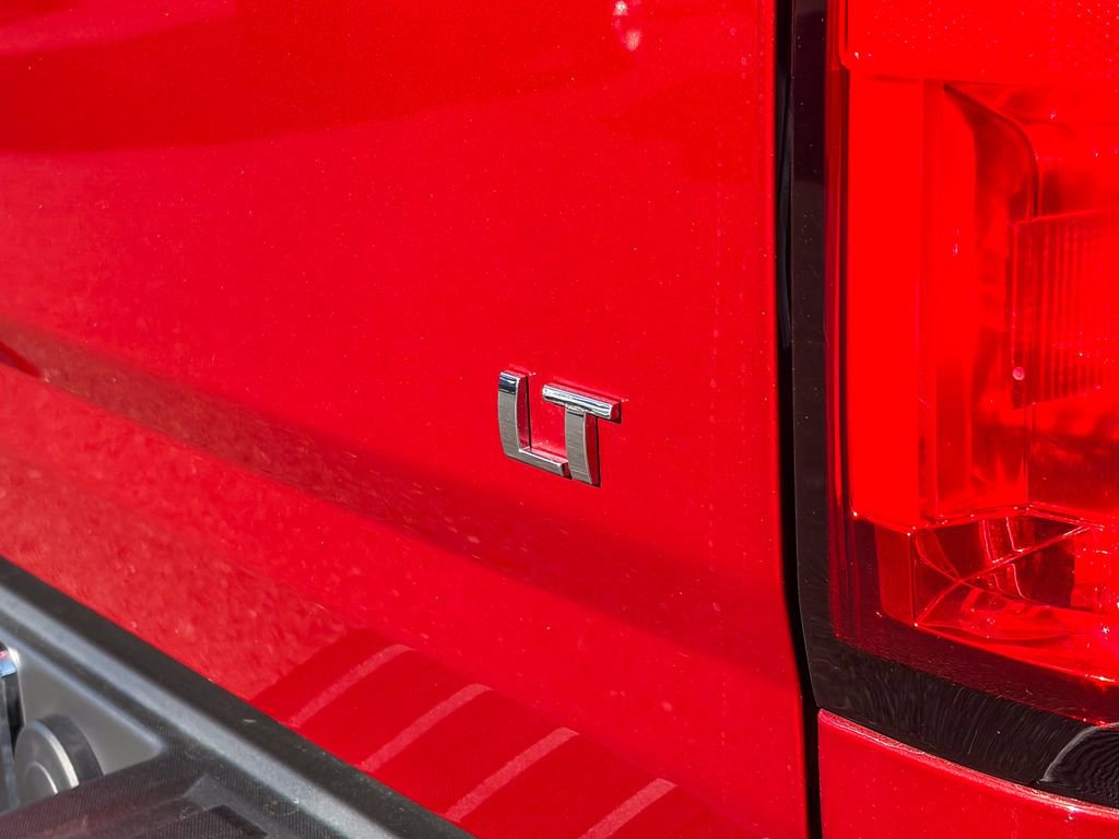 Used 2016 Chevrolet Colorado LT w/ LT Convenience Package image 9